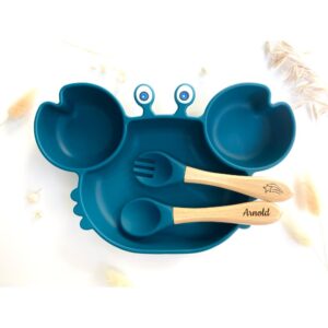 ASSIETTE CRABE SILICONE + COUVERTS BOIS/SILICONE – BLEU MARINE